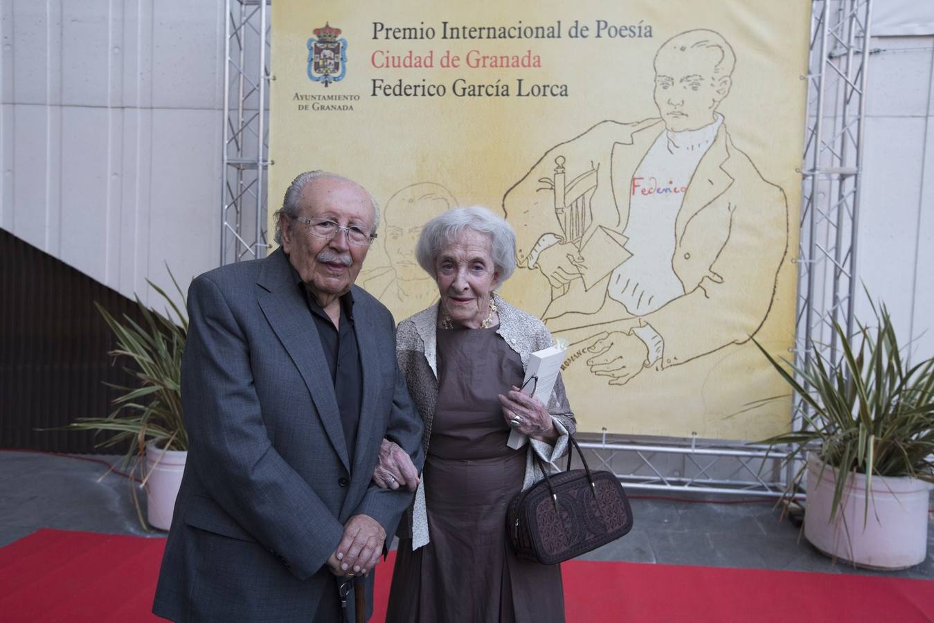 Ida Vitale recalca el poder hipnótico de Federico al recoger el Premio García Lorca