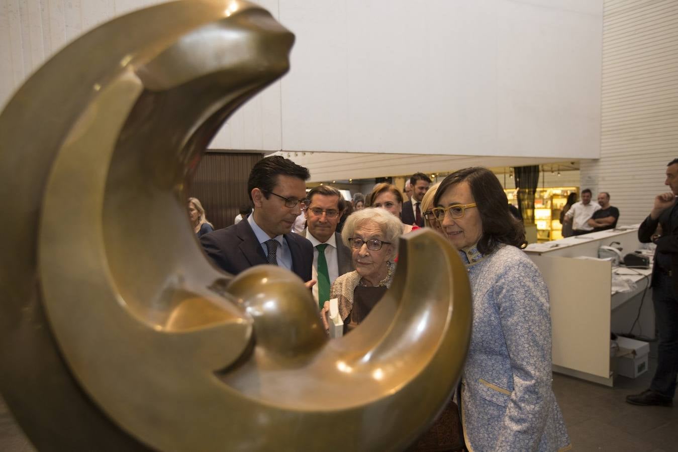 Ida Vitale recalca el poder hipnótico de Federico al recoger el Premio García Lorca