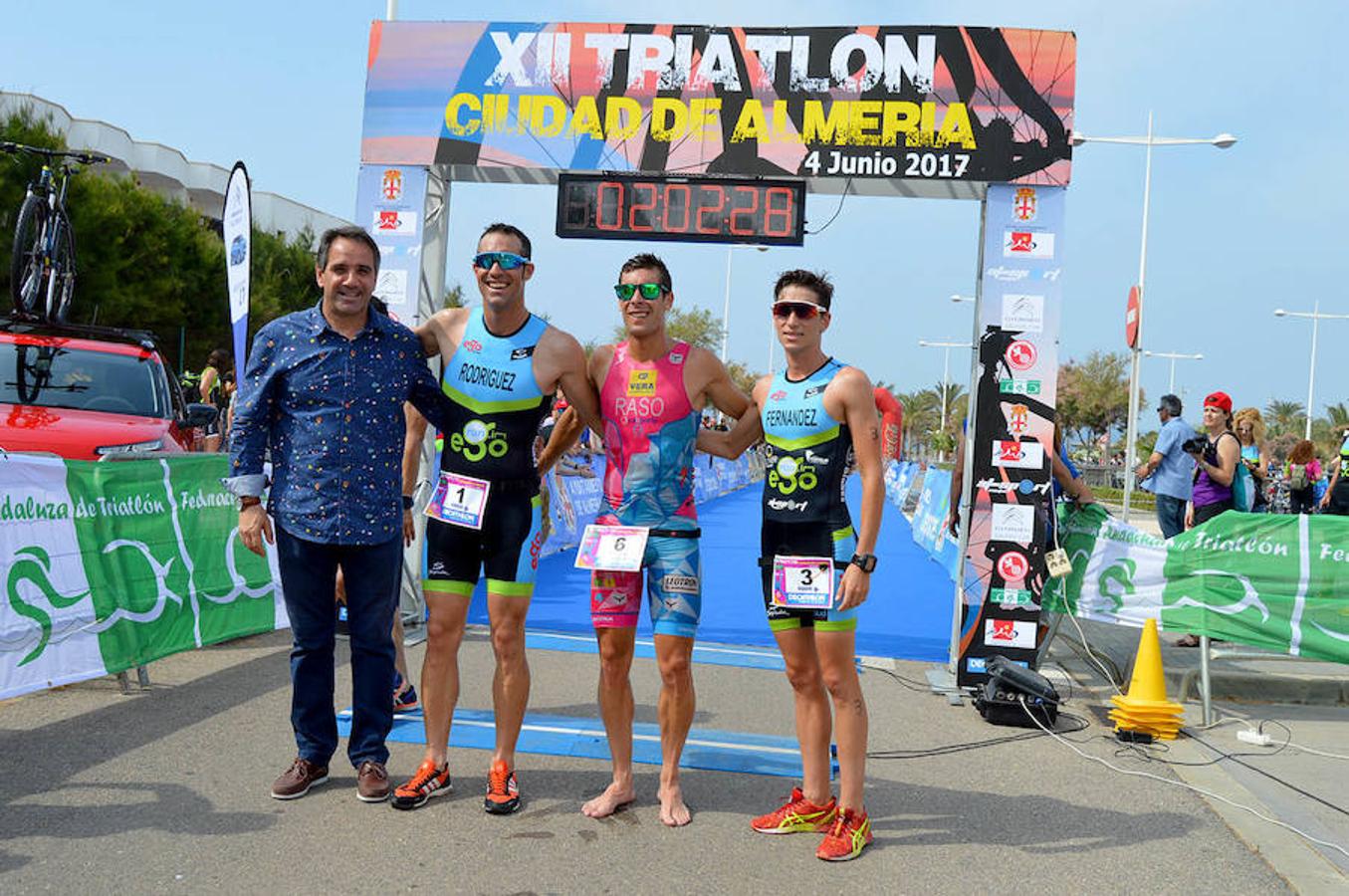 El Toyo se convierte en el epicentro del deporte almeriense