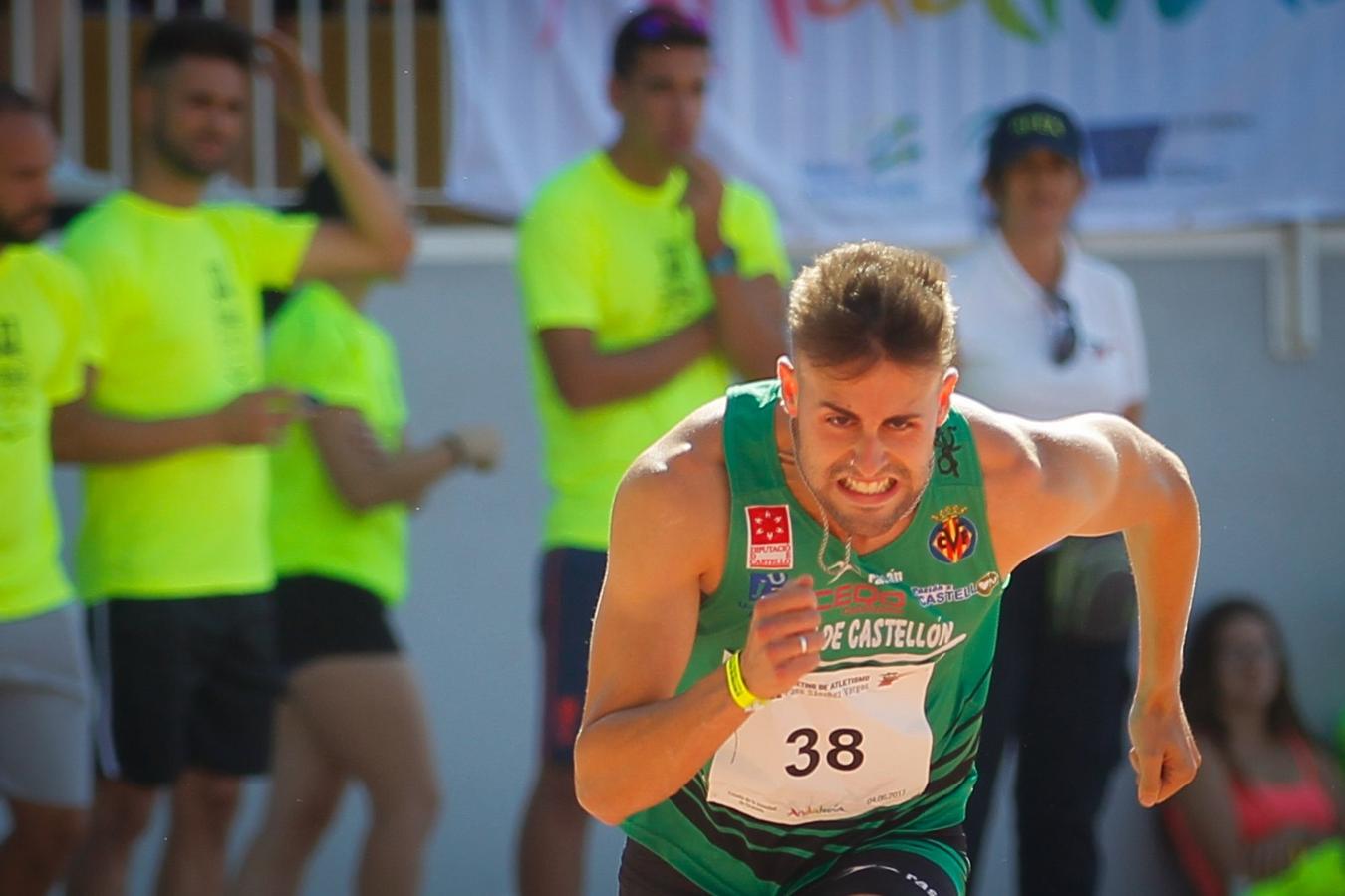 Granada luce en su fiesta del tartán