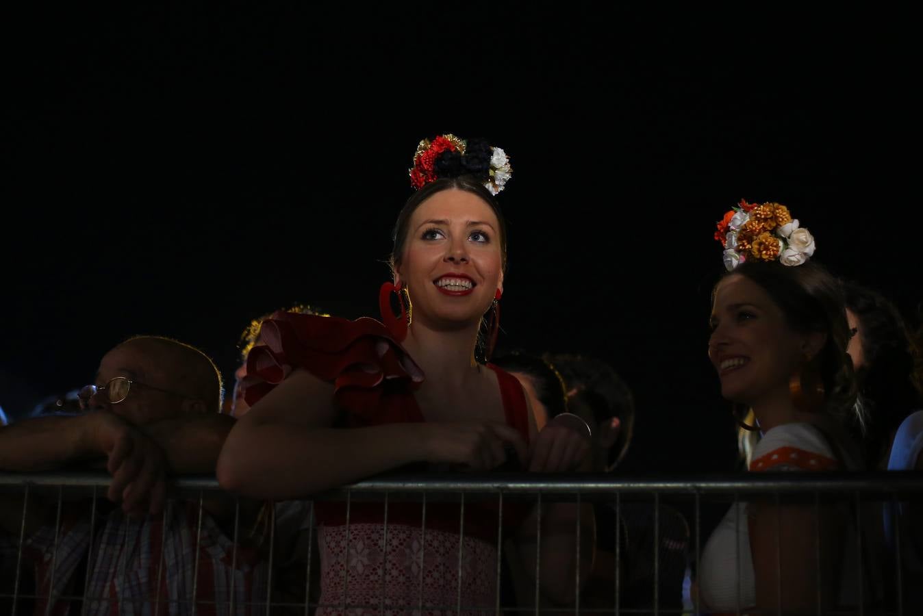 Brilla de noche más que el sol