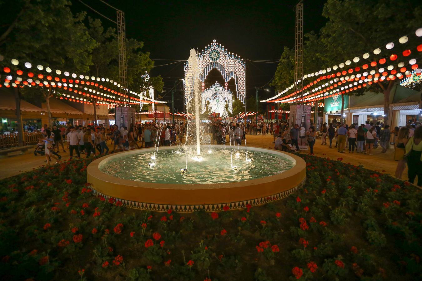 Primera noche de feria en Almanjáyar