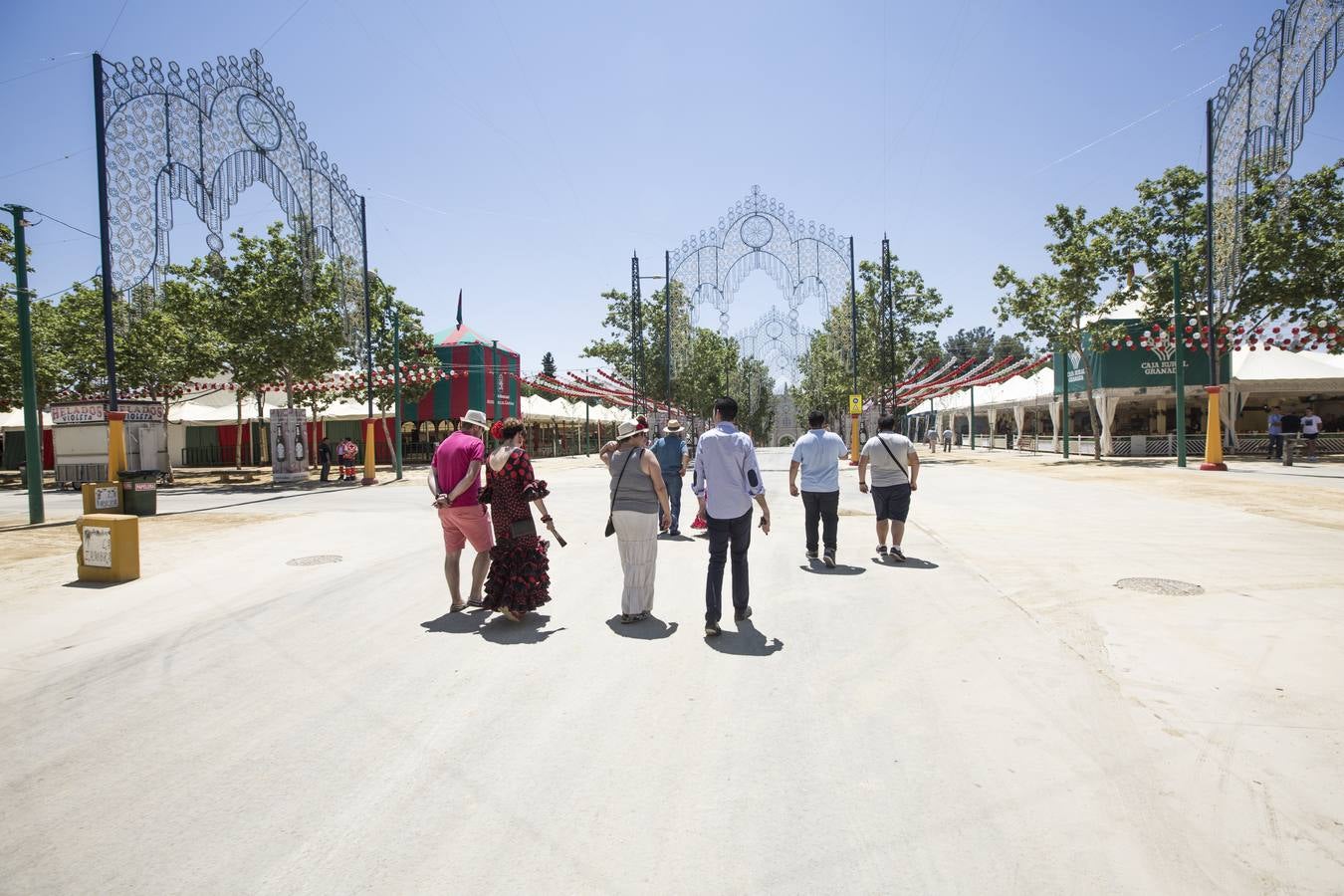 Resacón en la feria.... mogollón en la playa