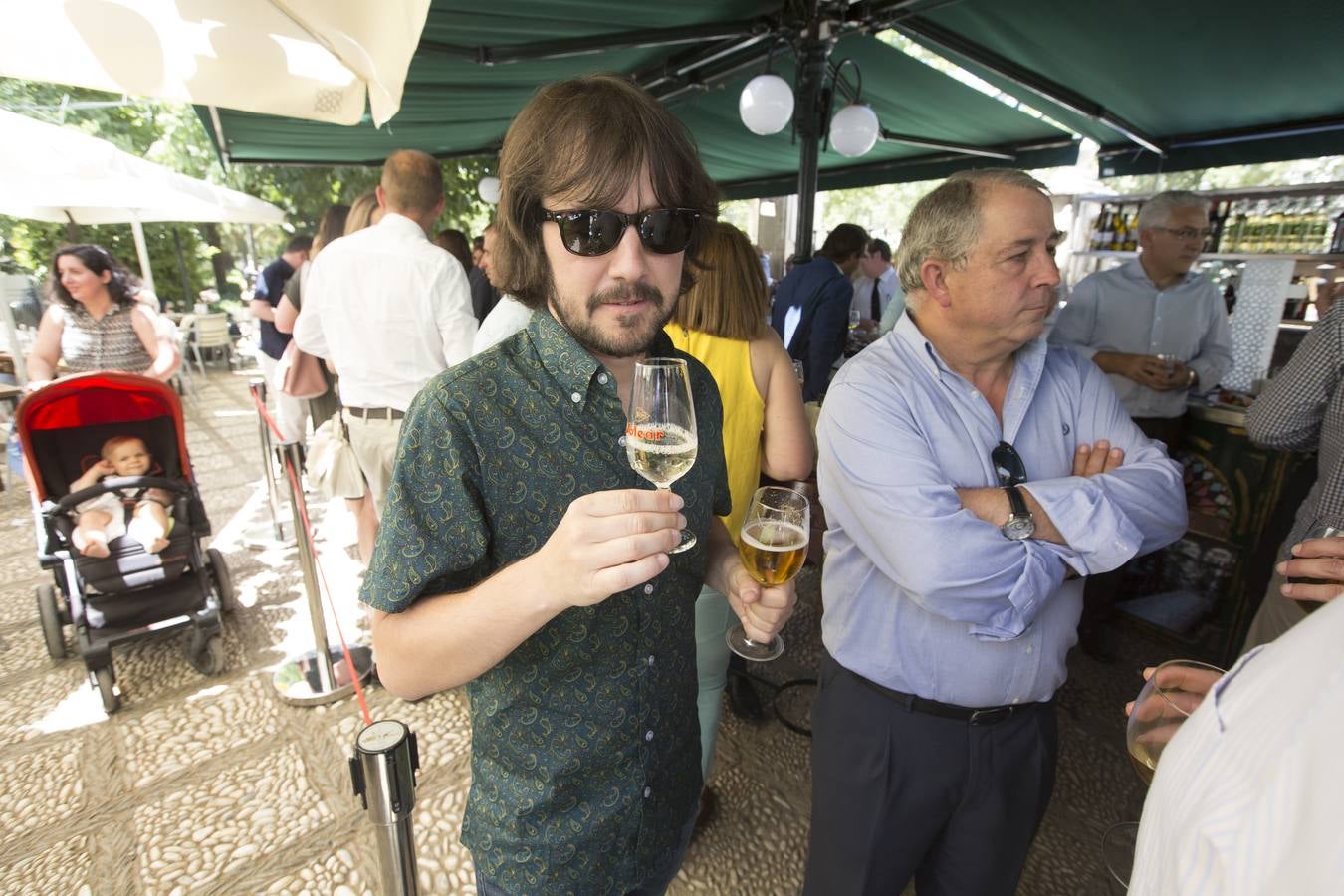 Y aquí estamos de nuevo