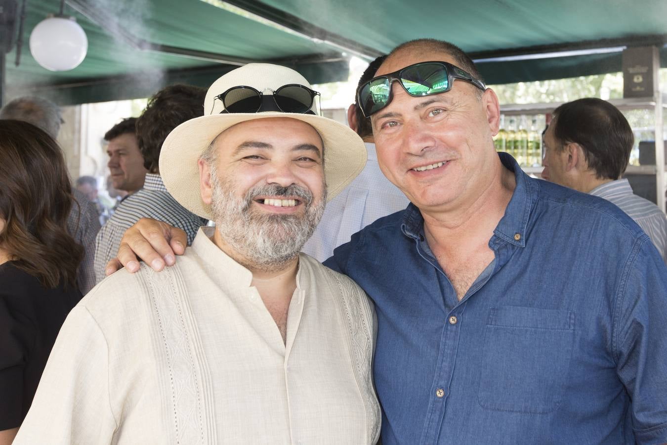 Y aquí estamos de nuevo