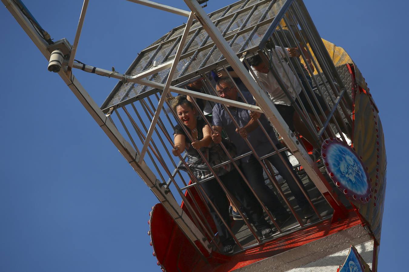 Arriba y abajo a grito pelado