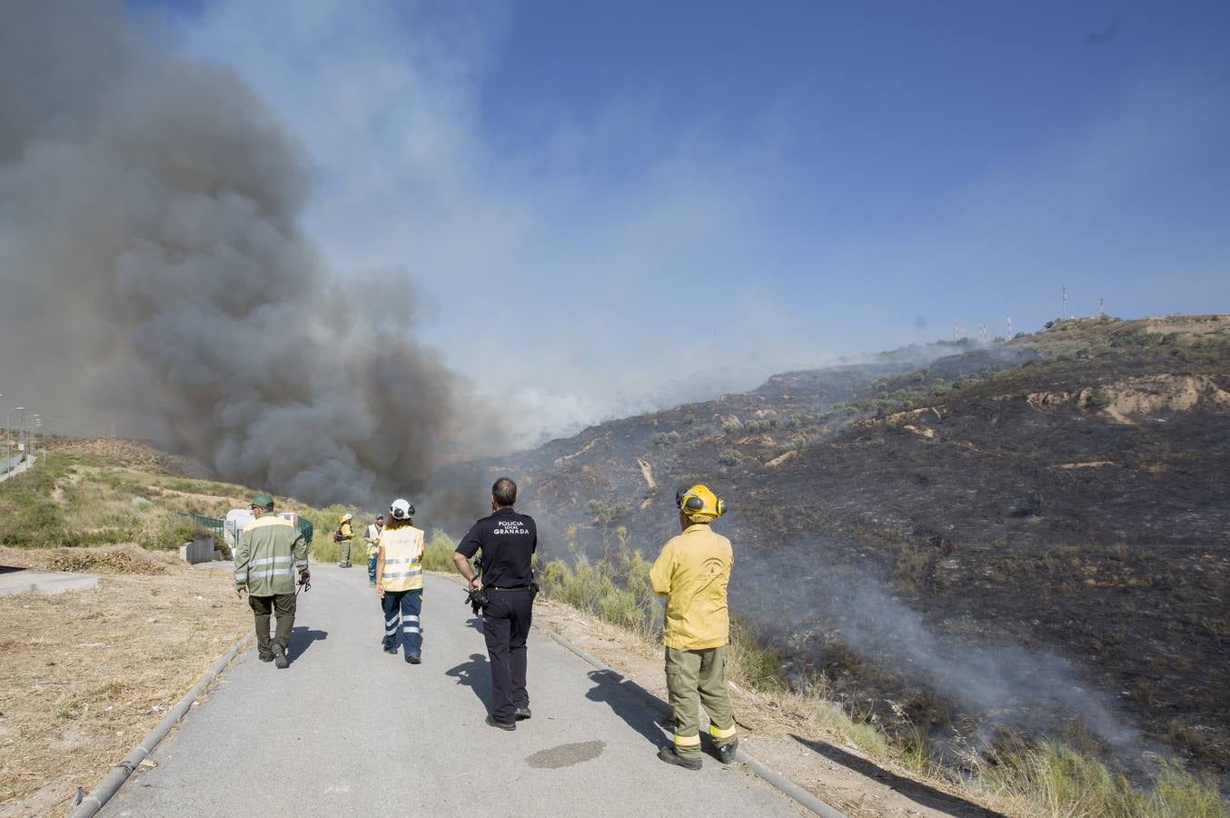 Las imágenes del incendio en el barranco de San Jerónimo