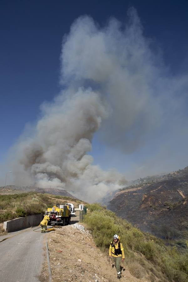 Las imágenes del incendio en el barranco de San Jerónimo