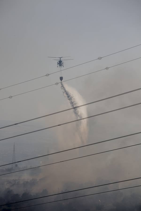 Las imágenes del incendio en el barranco de San Jerónimo