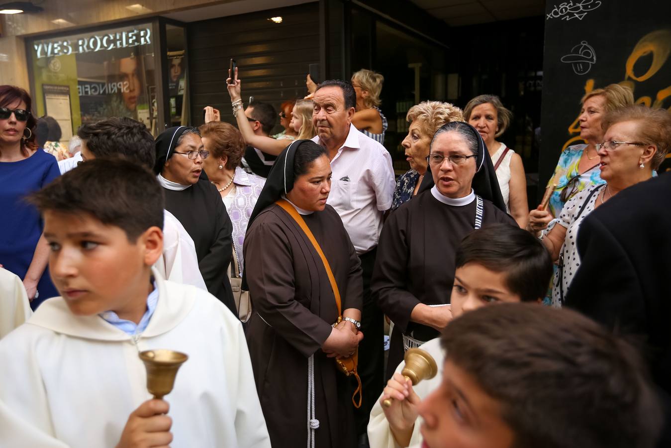 Ambiente durante la procesión del Corpus