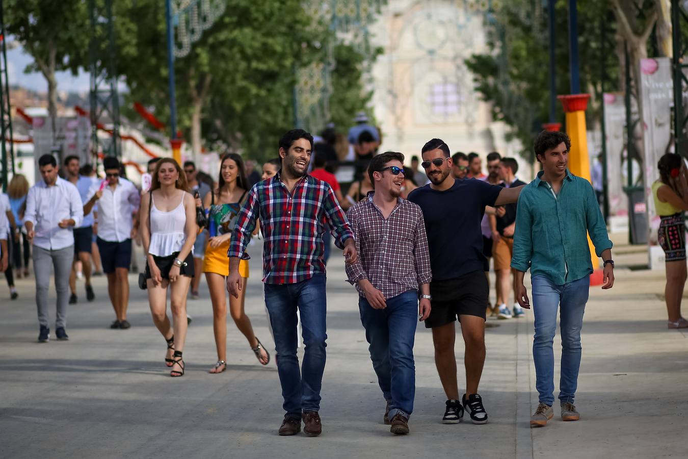 Los futuros universitarios conquistan el ferial