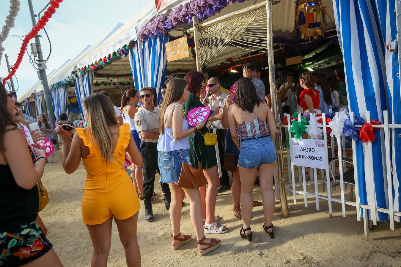 Los futuros universitarios conquistan el ferial