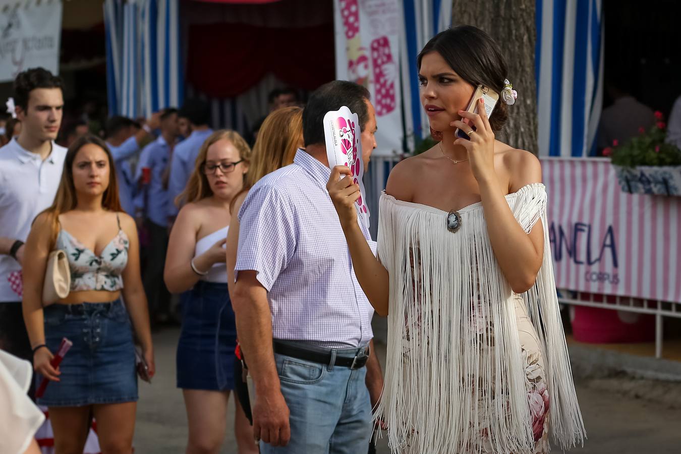 Los futuros universitarios conquistan el ferial