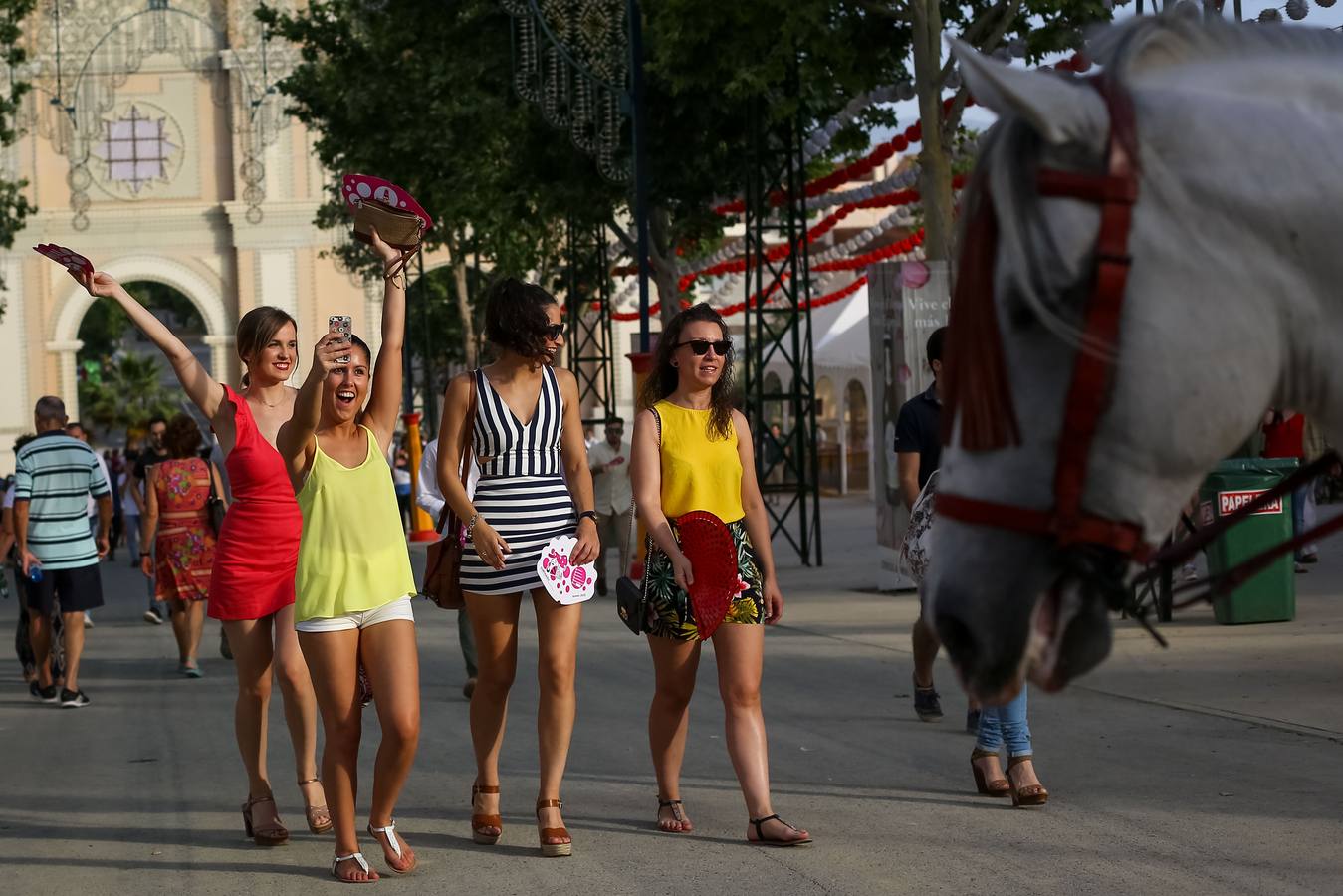 Los futuros universitarios conquistan el ferial
