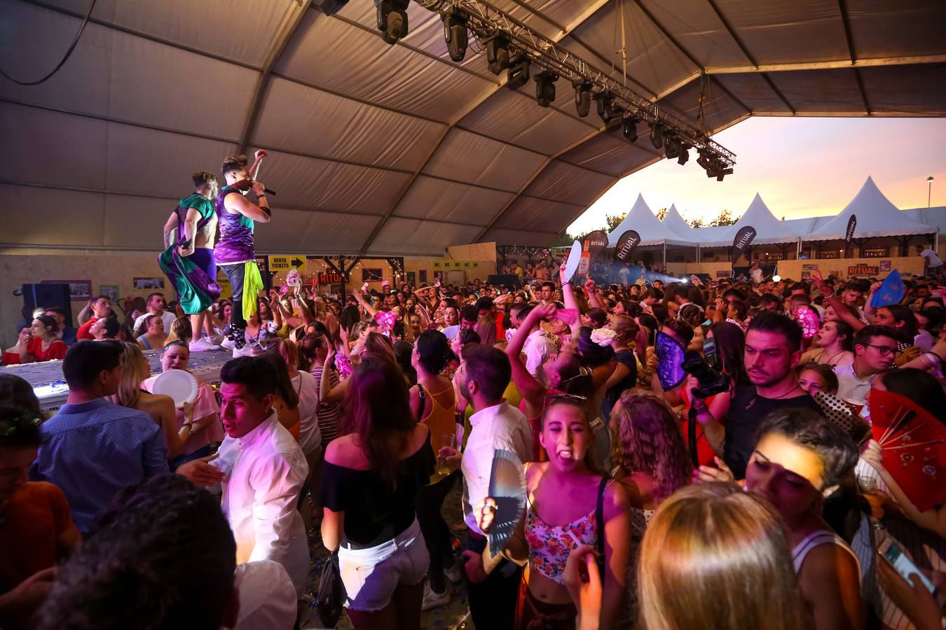 Y la fiesta del miércoles de Corpus se adentra en la madrugada