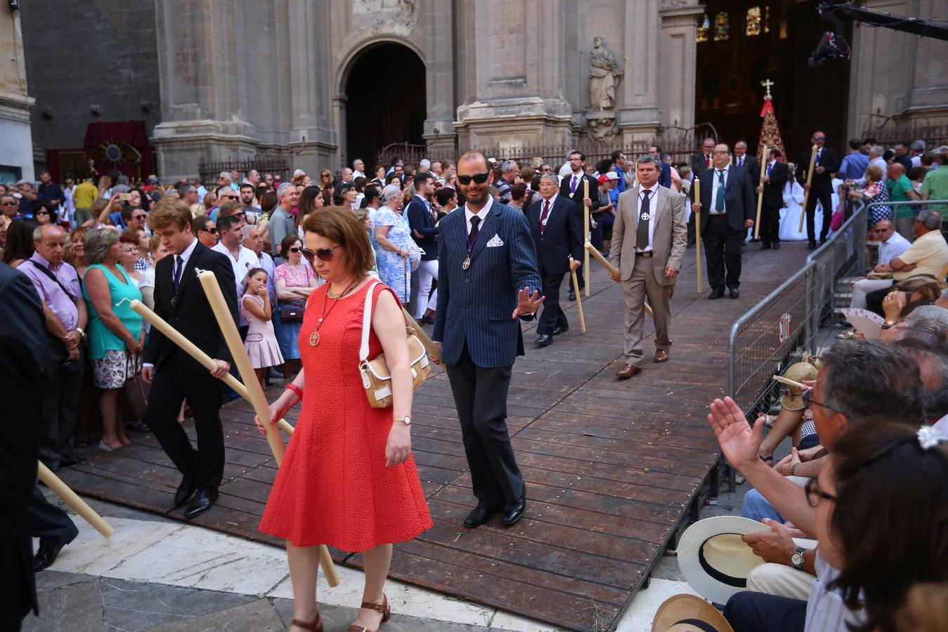 La procesión marca el día grande del Corpus (II)