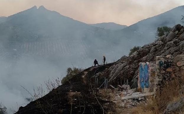 El Ayuntamiento investiga las causas del incendio en la Fuente de la Peña