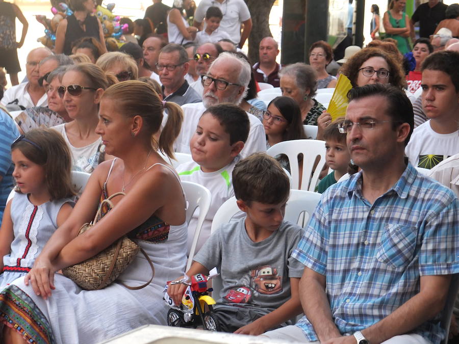 Las mejores imágenes del ambiente en la Feria de Día en el mediodía del martes 