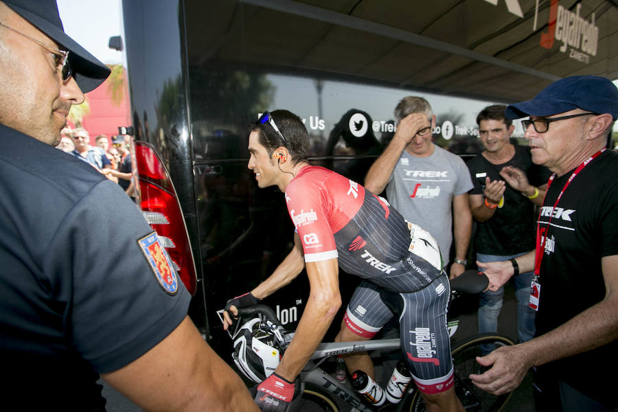 La carrera ha partido de la Ronda Sur para recorrer las principales calles de la ciudad