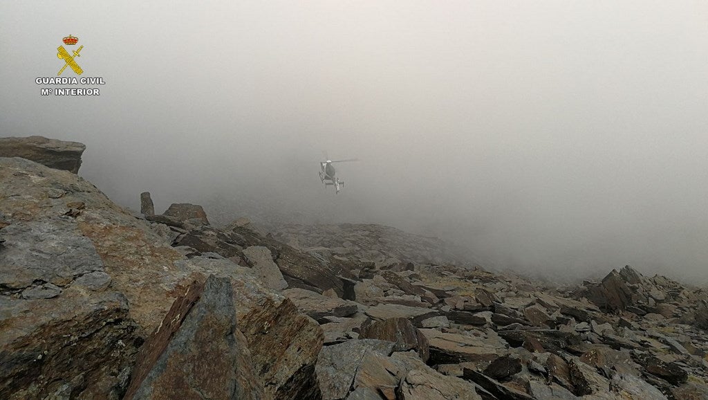 La Guardia Civil tuvo que realizar 6 vuelos para poder poner a salvo a 18 montañeros 