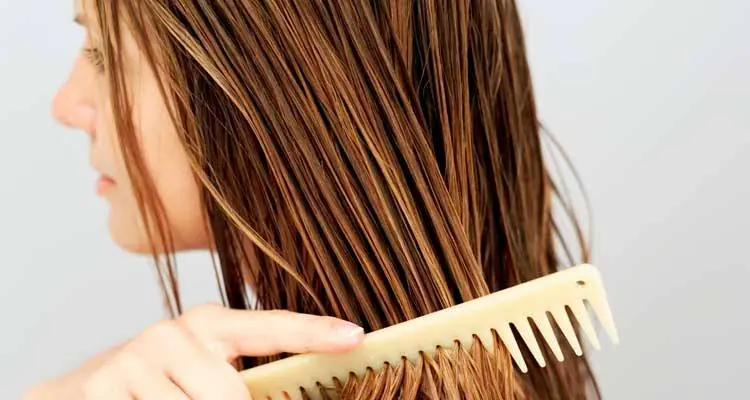8 recomendaciones para que el pelo te dure limpio más tiempo