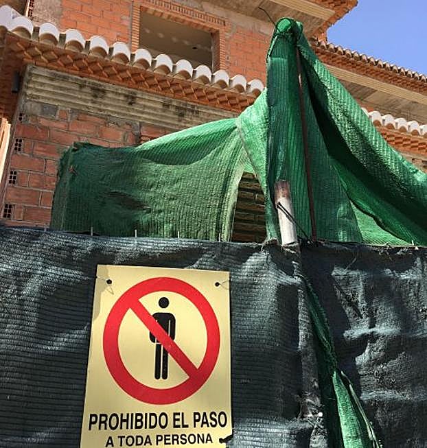 El espeluznante suceso ocurrió en esta casa de la calle Horno del Cerrillo de Maracena. 