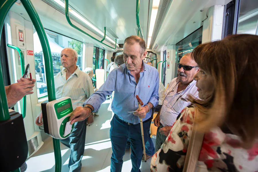 Las mejores fotos de la primera jornada con pasajeros de esta infraestructura tan esperada