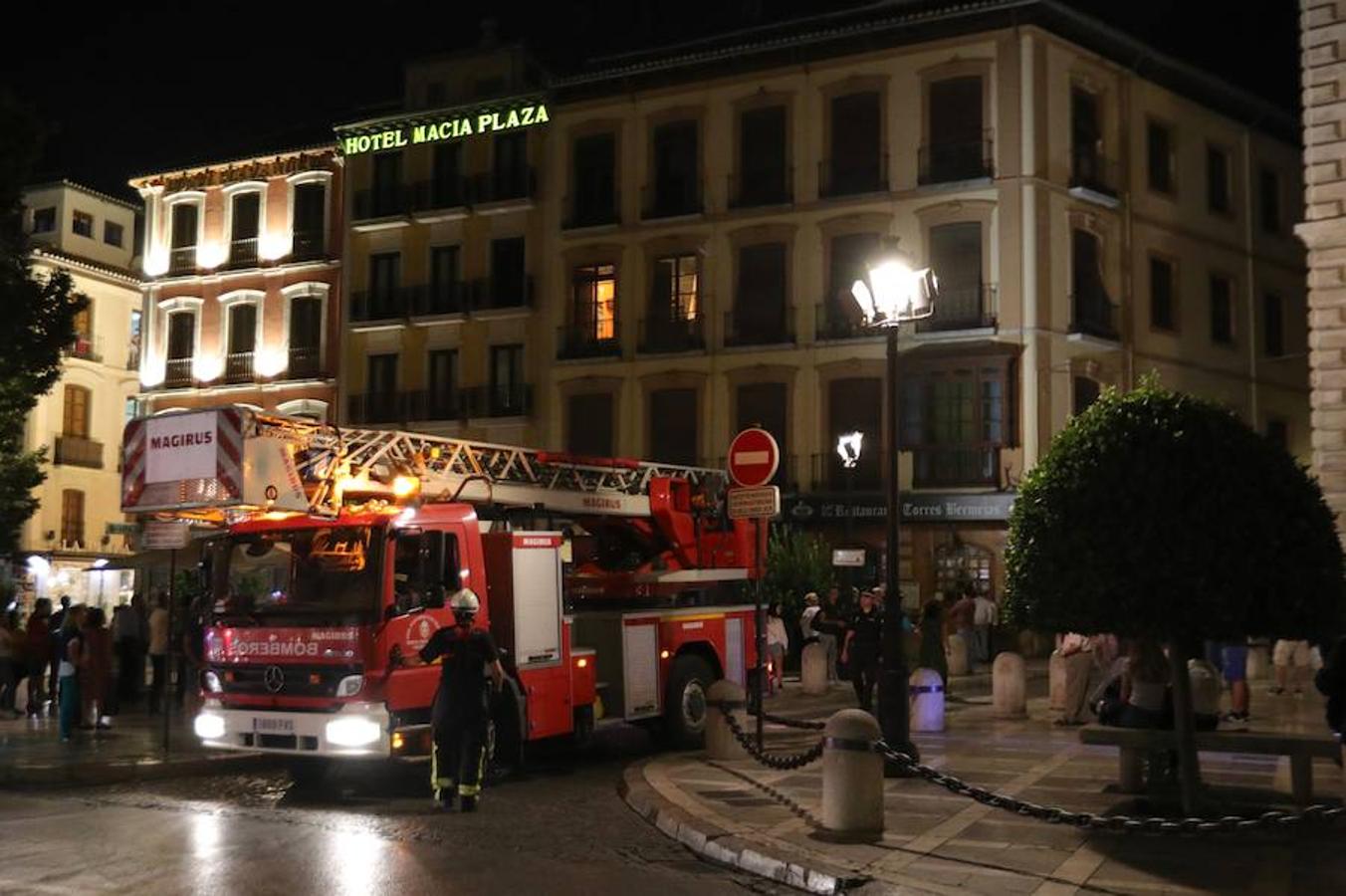 El primer aviso se ha recibido en torno a las 20.30 horas