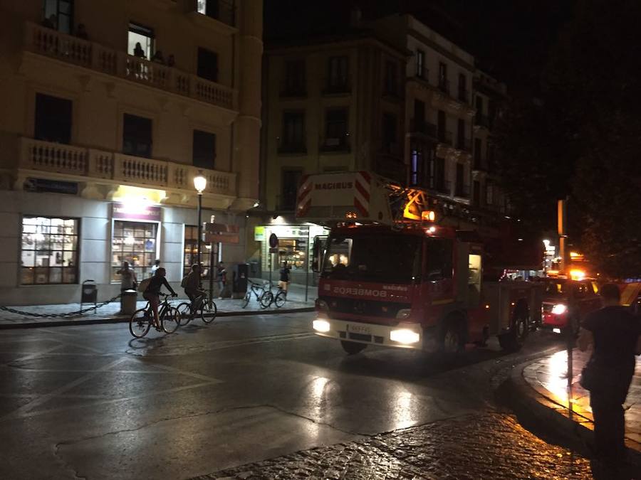 El primer aviso se ha recibido en torno a las 20.30 horas