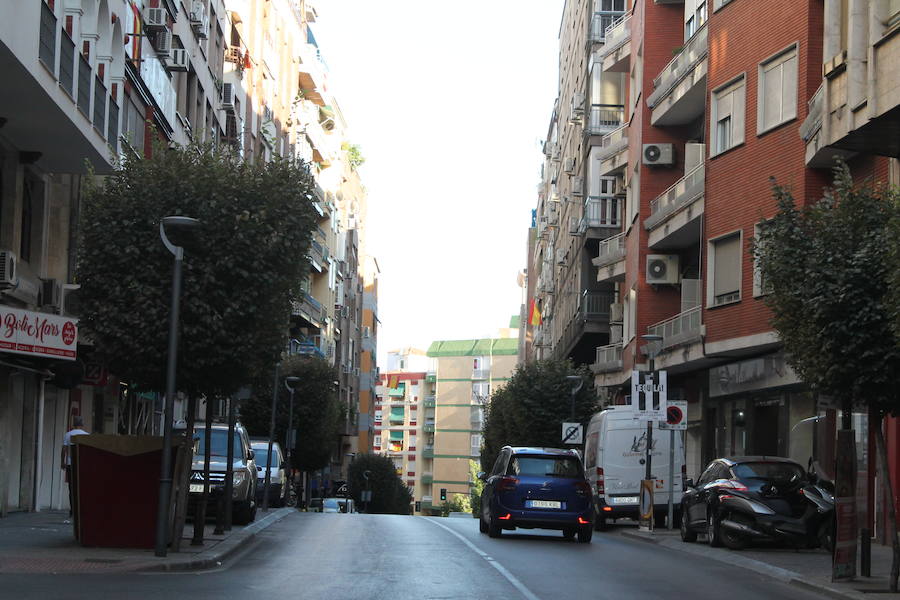 Muchos jienenses se 'adelantan' al alcalde, colocando la rojigualda en sus balcones y ventanas