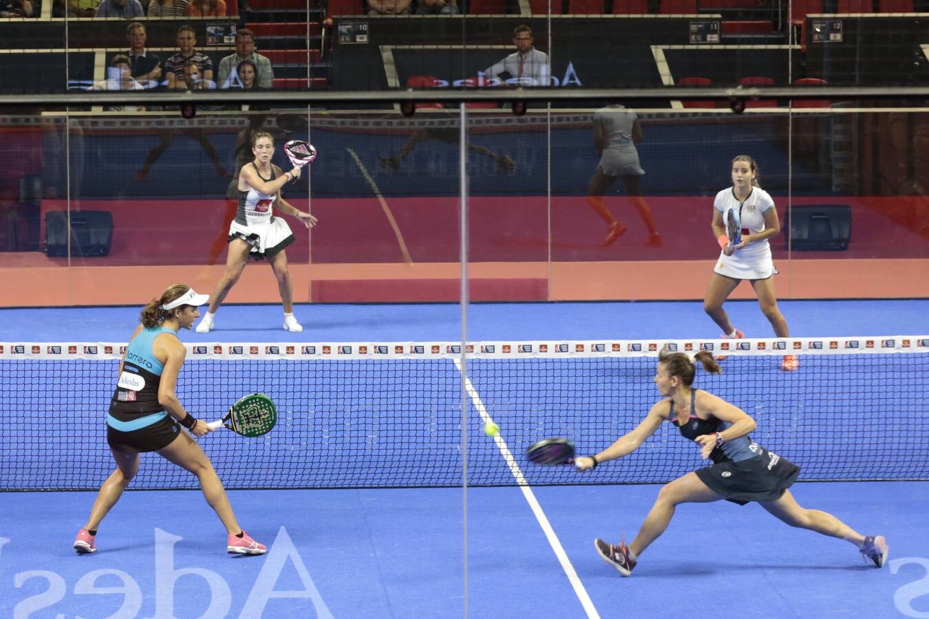 La final femenina tendrá una pareja campeona inédita este año y Sainz y Triay la alcanzan tras arrollar en su camino