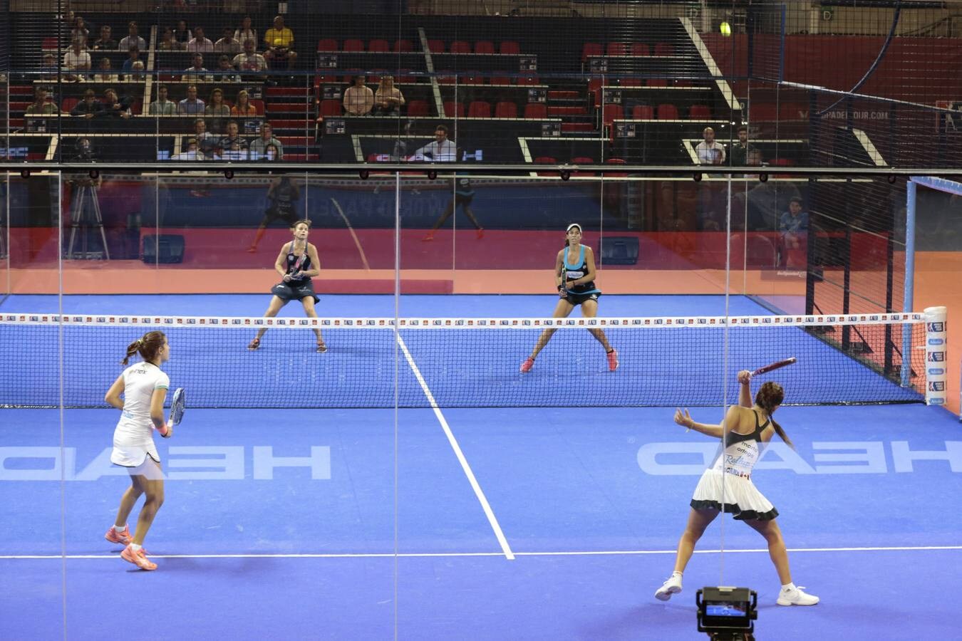 La final femenina tendrá una pareja campeona inédita este año y Sainz y Triay la alcanzan tras arrollar en su camino