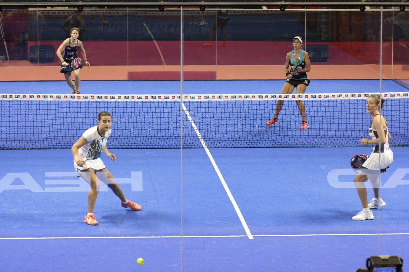 La final femenina tendrá una pareja campeona inédita este año y Sainz y Triay la alcanzan tras arrollar en su camino