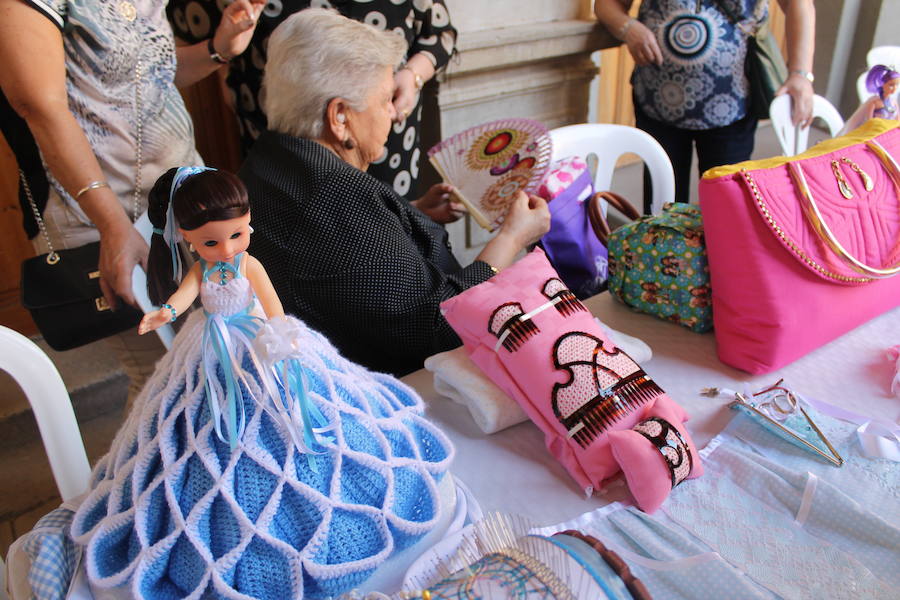 La segunda jornada de la Feria de San Lucas ha traído consigo bailes, teatro y música en las calles del centro jienense