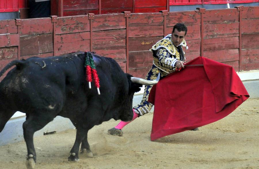 Salen a hombros Diego Ventura, Curro Díaz y El Fandi en el segundo y último festejo de San Lucas
