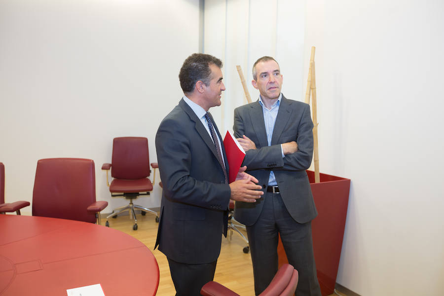 IDEAL y la Cámara de Comercio de Granada celebran una nueva edición de sus desayunos formativos