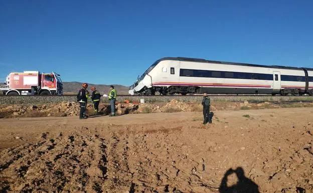 Renfe activa un plan por carretera tras el accidente en Dólar 