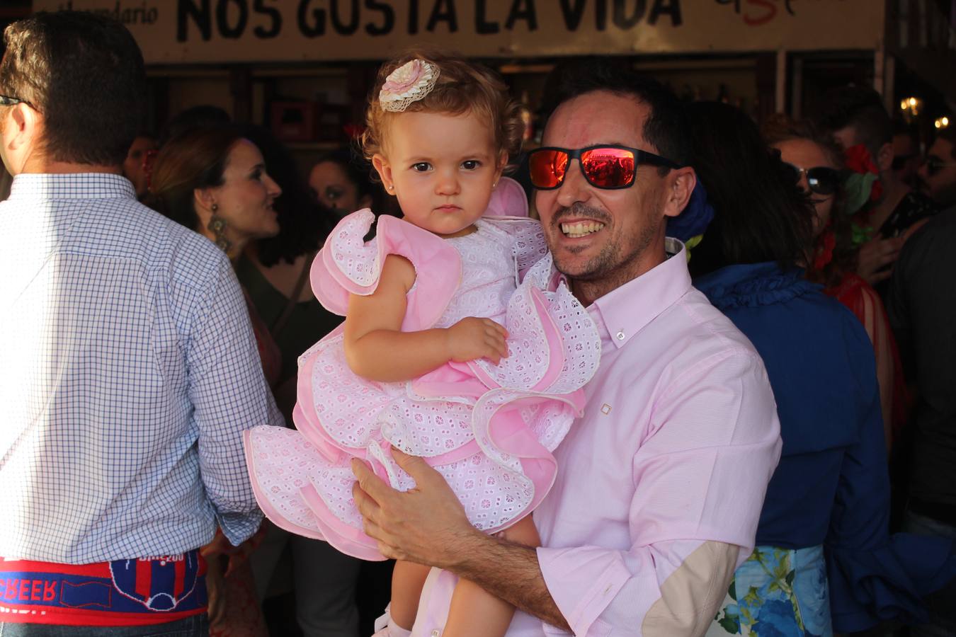 La jornada dio de sí. En familia, con los amigos o en pareja. Los encuentros fraternales siguieron en el ferial como el de la Asociación Jacobea