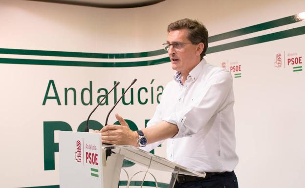 El PSOE de Almería insta a Hernando a "usar su influencia" para que Tejerina reciba a la Mesa del Agua