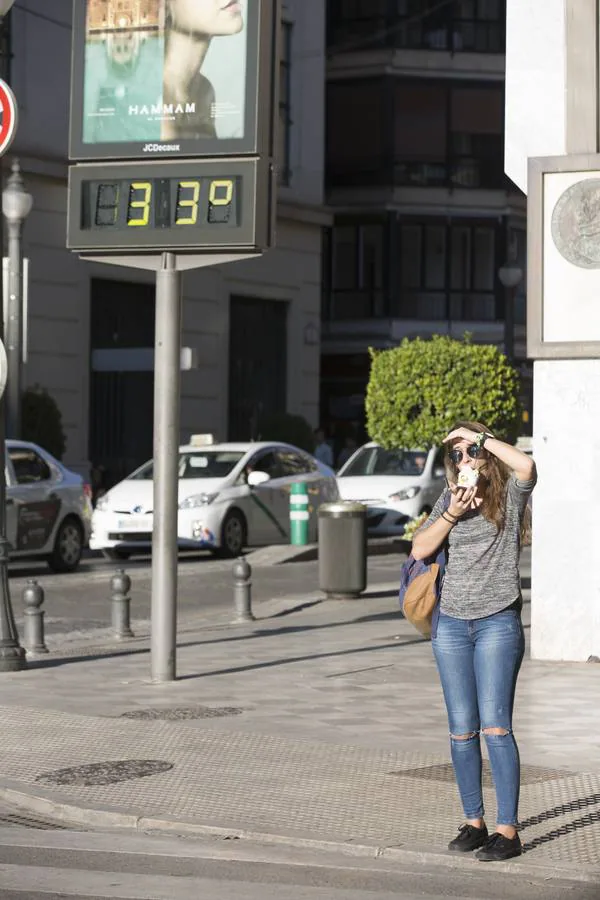 De 13 grados a 33: el veroño continúa en Granada