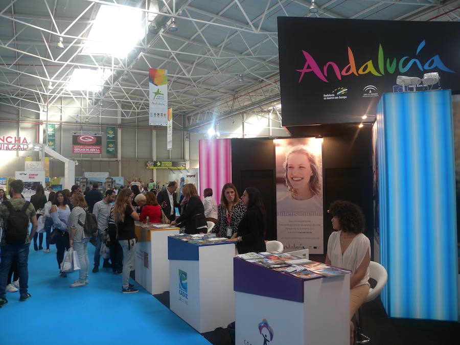 La Junta apuesta por reforzar la comercialización exterior del turismo de interior e internacionalizar las pymes