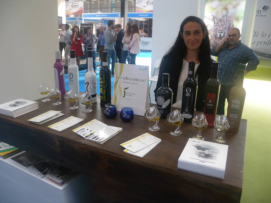 La Junta apuesta por reforzar la comercialización exterior del turismo de interior e internacionalizar las pymes