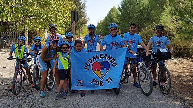 Hugo, Nuria, Carolina con Marco, Susana, Jesús, Laura, Antonio, Javier, Alberto y José Luis.