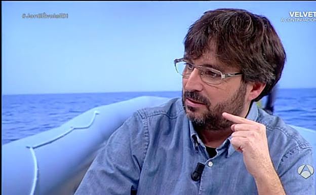 Internet se ceba duramente con Jordi Évole por su entrevista en 'El Hormiguero'