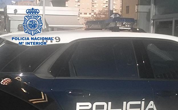 La Policía detiene en Granada a un fugitivo reclamado por un juzgado de Rumania por un delito violento