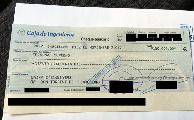 La ANC muestra el cheque con el que ha pagado la fianza.