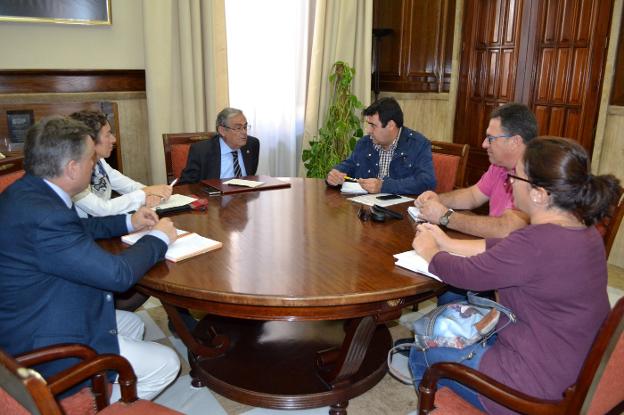 Representantes de Coag Almería se reunieron con el subdelegado del Gobierno. :: IDEAL