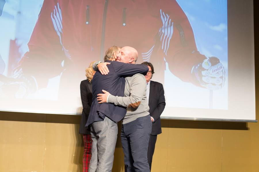 La III Gala del Deporte Blanco premió al corredor olímpico junto con el Centro de Alto Rendimiento y el profesor Pablo Gómez