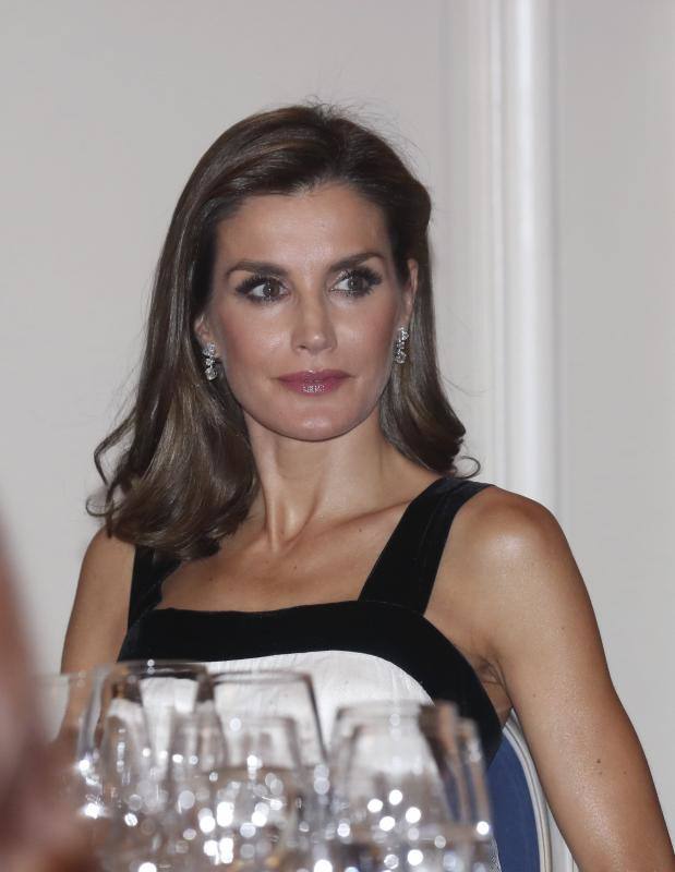 Así es el vestido años 20 de la Reina Letizia del que habla todo el mundo