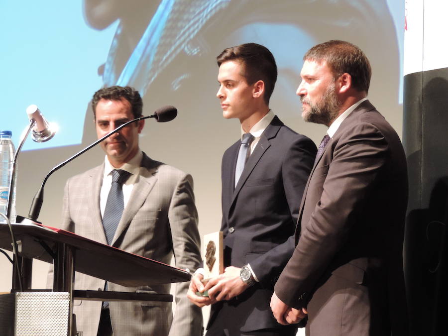 La Federación de Hostelería de Granada entrega sus premios anuales en recuerdo al Duque de San Pedro de Galatino